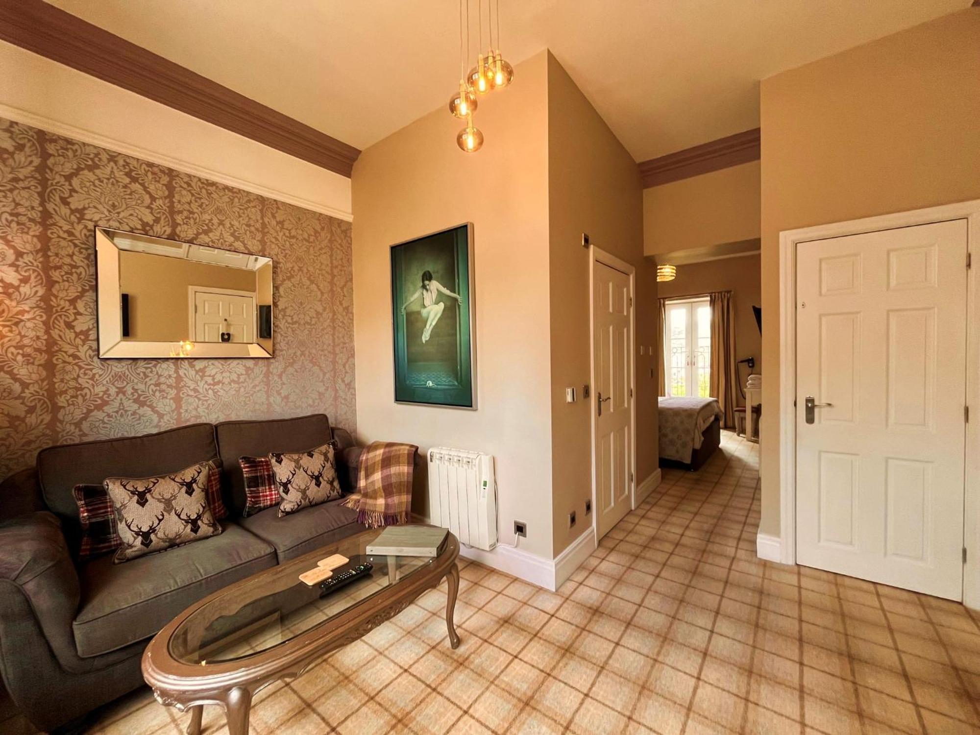 Bowness Bay Suites (Adults Only) Eksteriør bilde