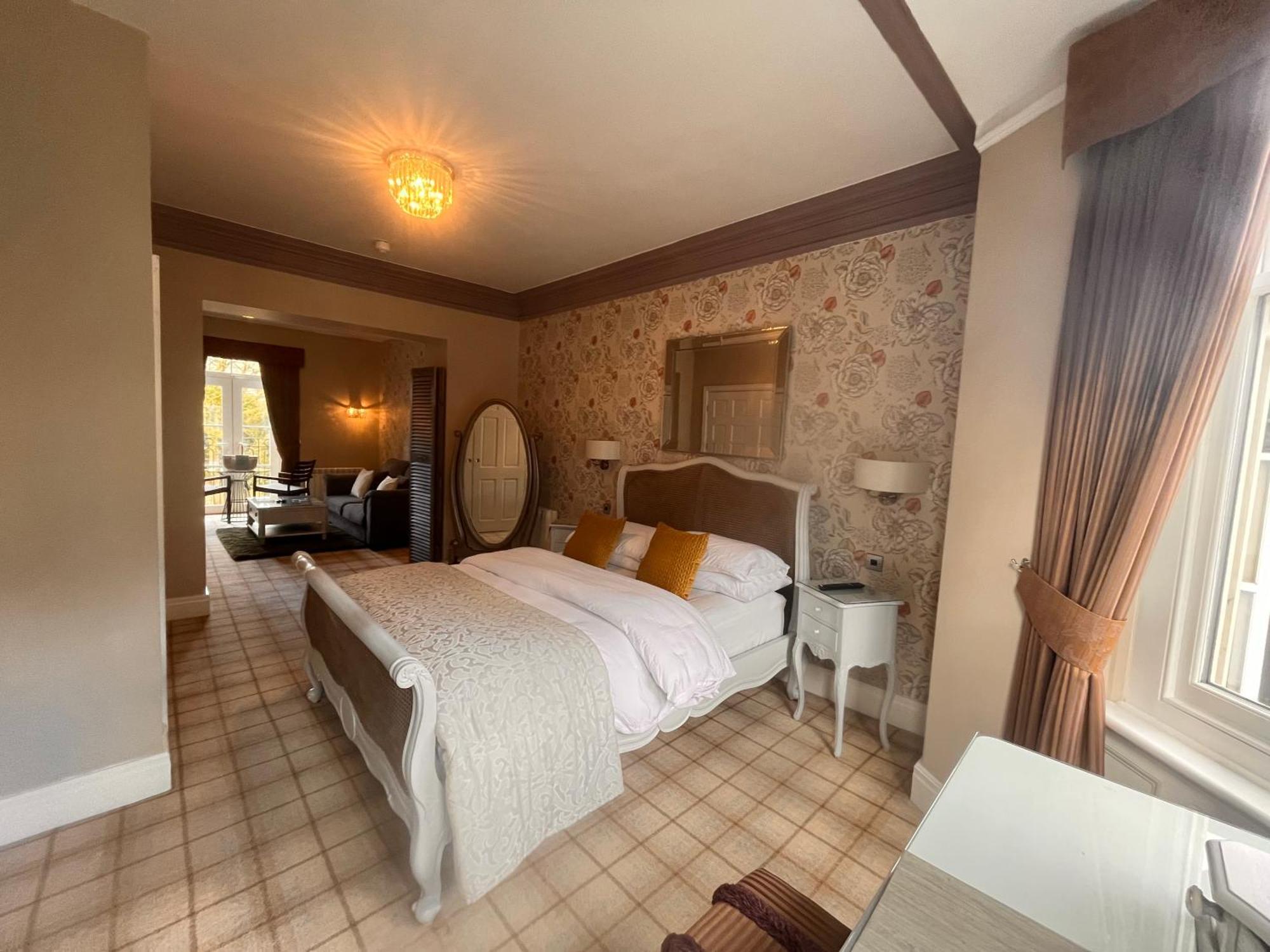 Bowness Bay Suites (Adults Only) Eksteriør bilde