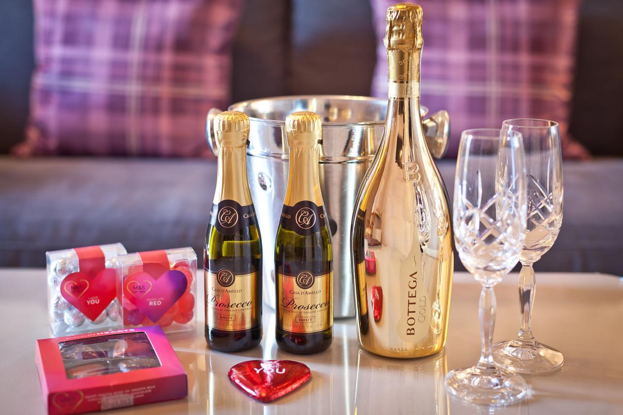 Bowness Bay Suites (Adults Only) Eksteriør bilde